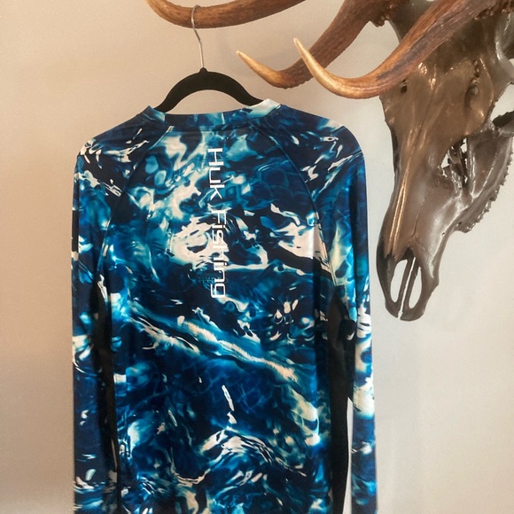 Huk Long Sleeve Performance Tee Set - Picture 5 of 6